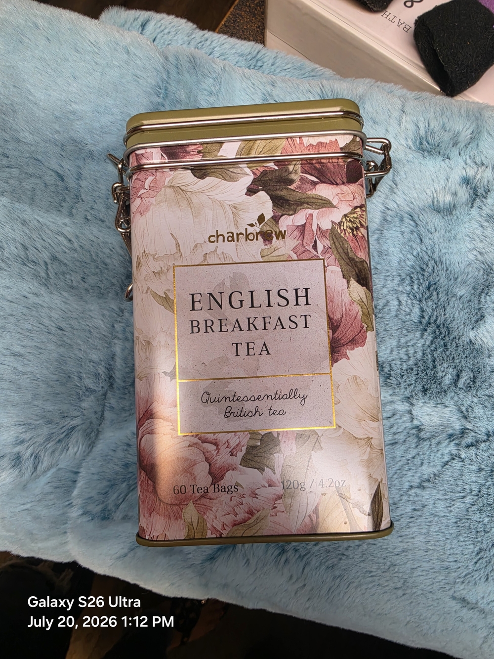 Charbonnel English Breakfast Tea Tin - Floral Pink